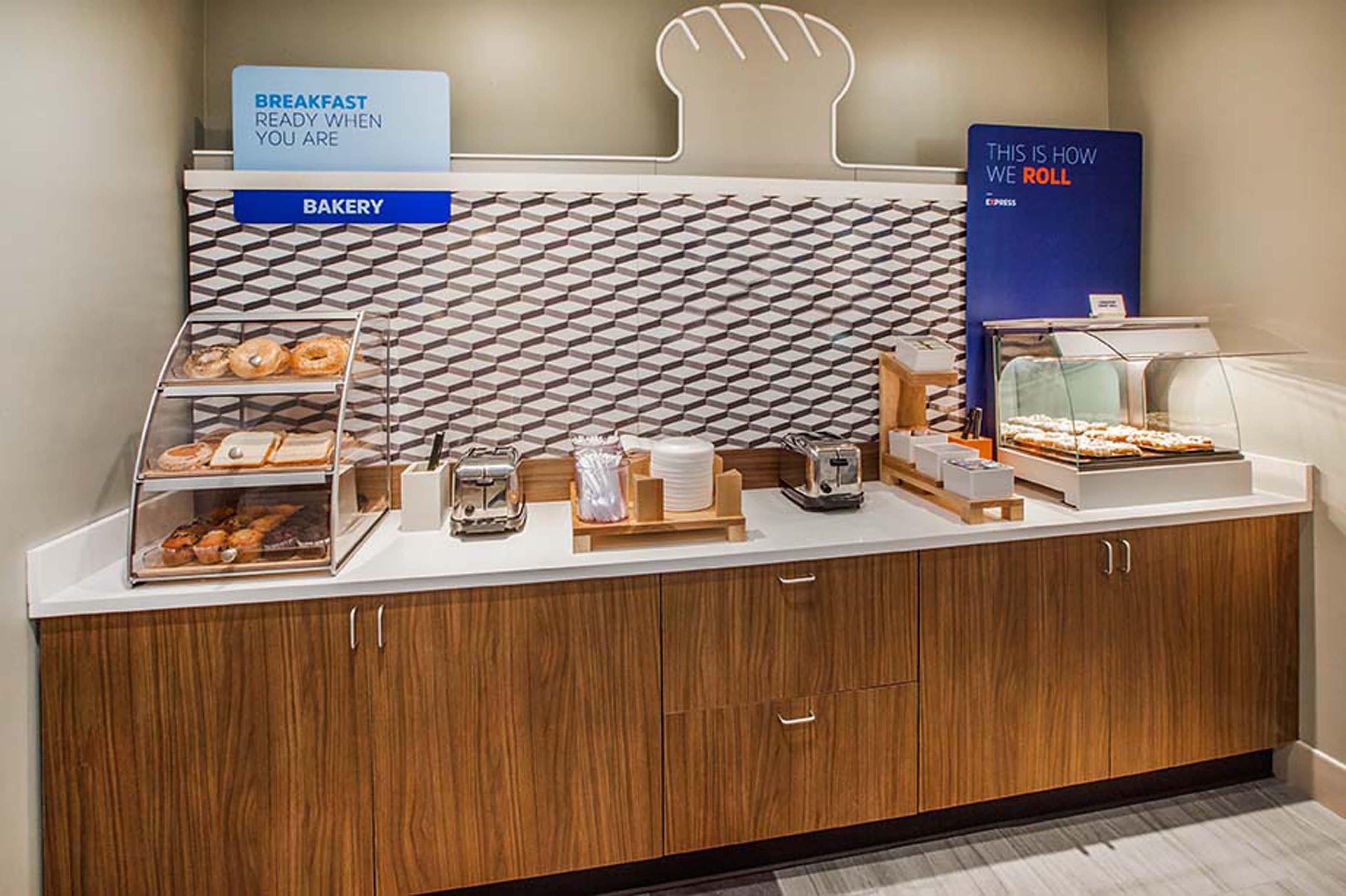 Holiday Inn Express Prince Frederick By Ihg Ngoại thất bức ảnh