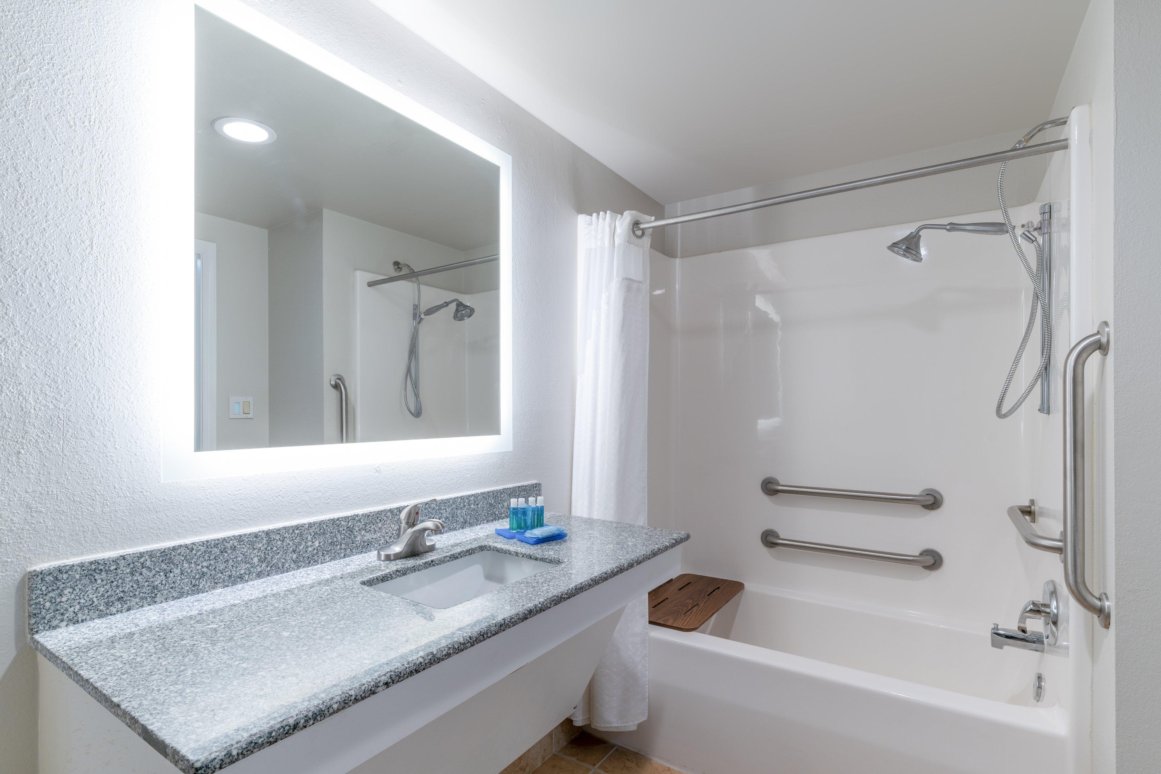 Holiday Inn Express Prince Frederick By Ihg Ngoại thất bức ảnh