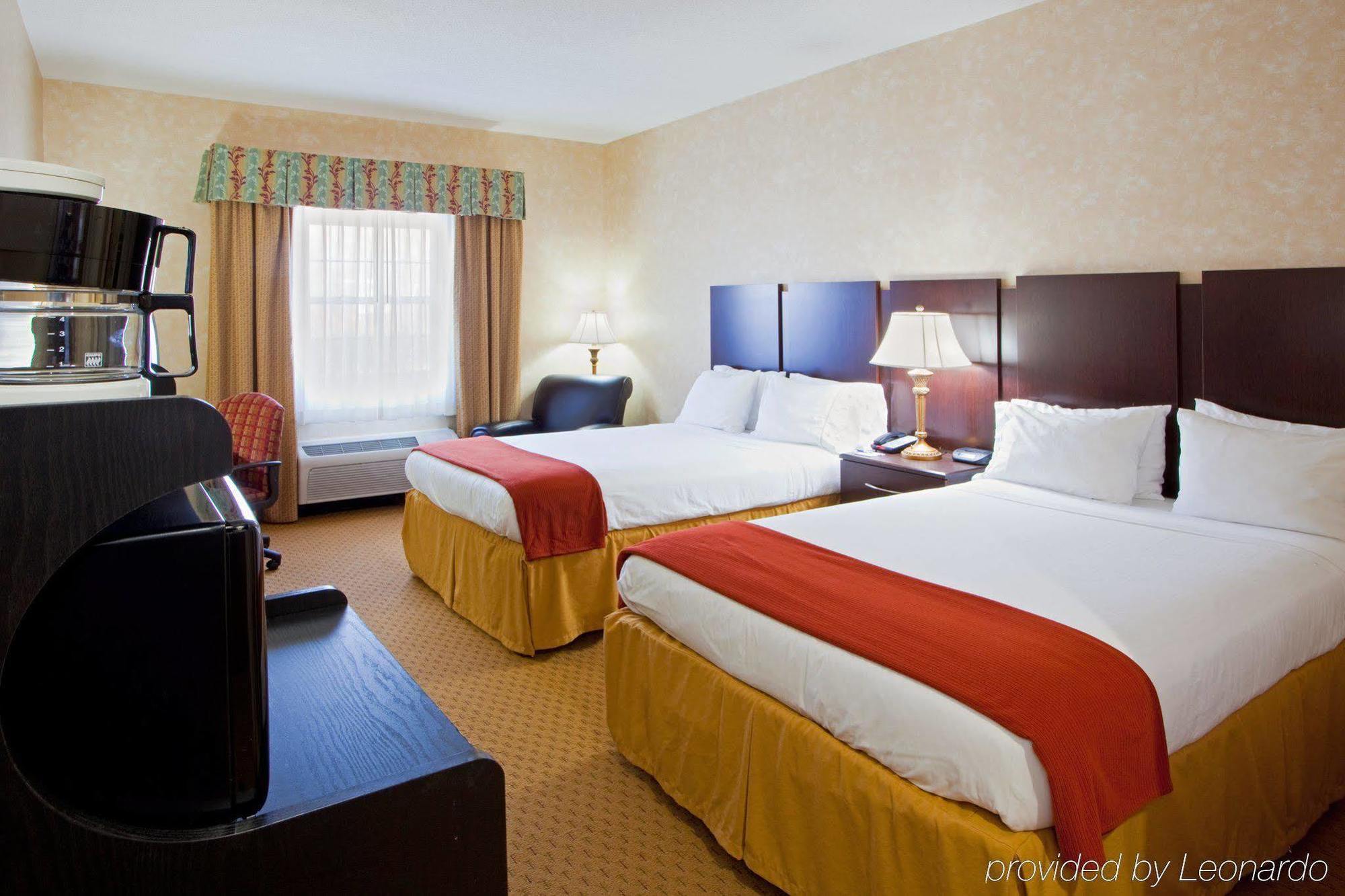 Holiday Inn Express Prince Frederick By Ihg Phòng bức ảnh