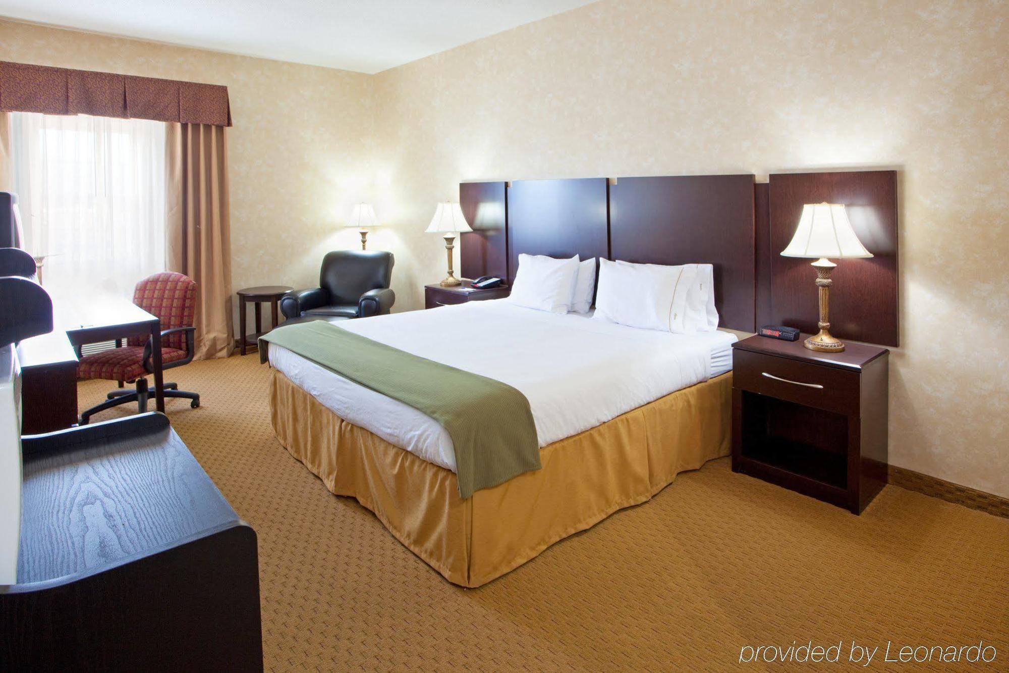 Holiday Inn Express Prince Frederick By Ihg Ngoại thất bức ảnh