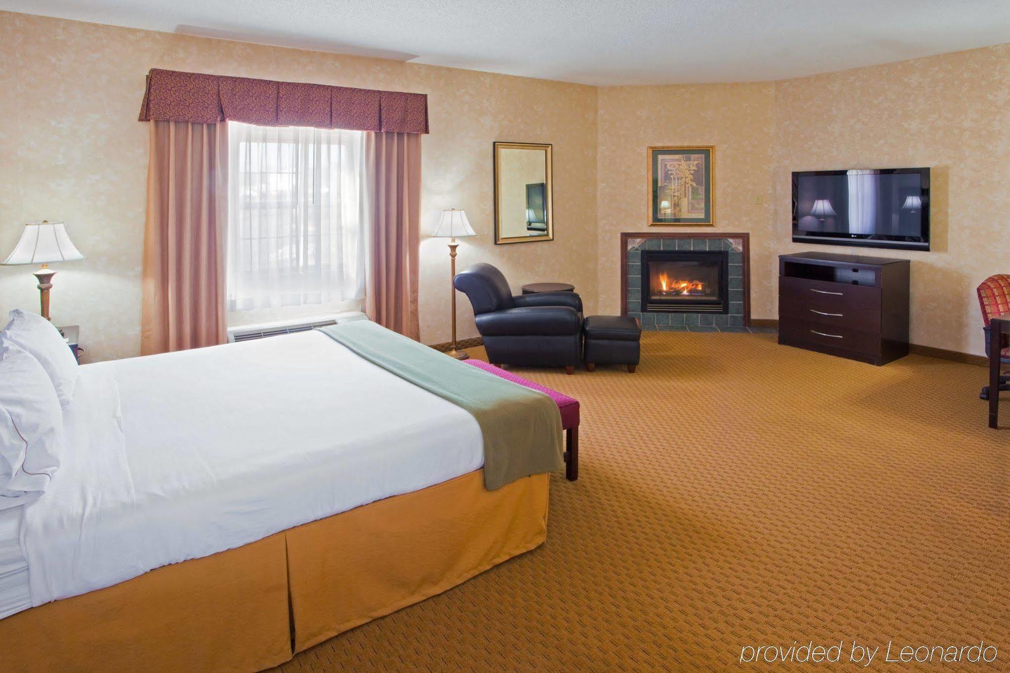 Holiday Inn Express Prince Frederick By Ihg Phòng bức ảnh