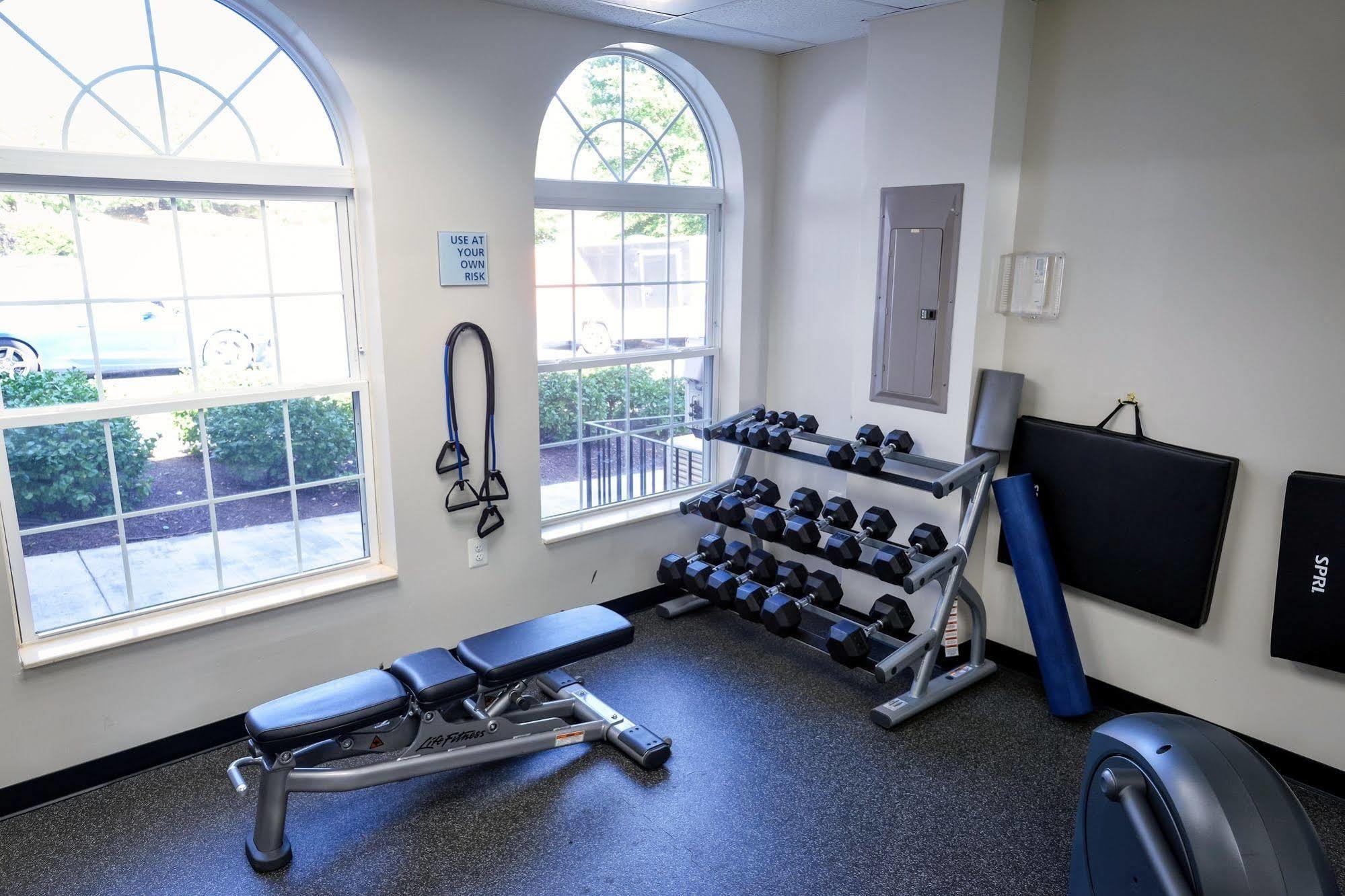 Holiday Inn Express Prince Frederick By Ihg Ngoại thất bức ảnh